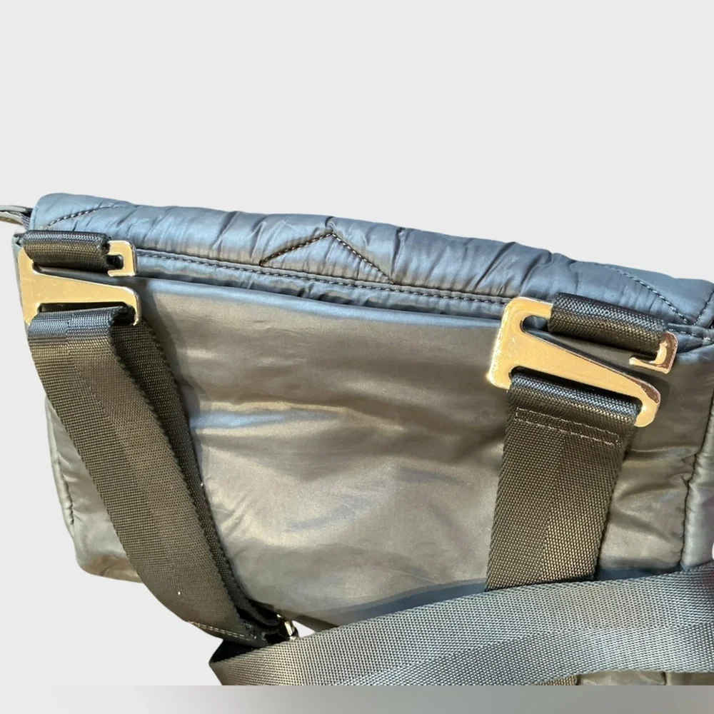 Caraa x Athleta Gray Quilted Puffer Convertible Crossbody Shoulder Bag